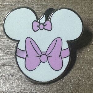 5/$25 Disney Trading Pin White Mouse Ears Pink Ribbon Marie Aristocats 2012